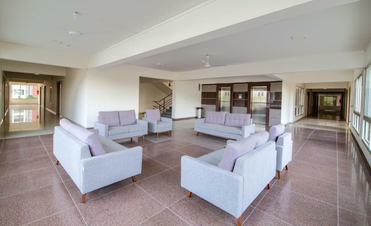 Siara Styles Amba Suites, Gandhinagar Luaran gambar